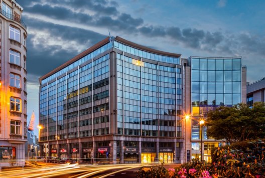 Schuman 6