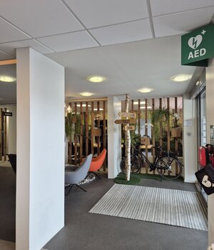 Atwelve_sidebanner_ws01.jpg