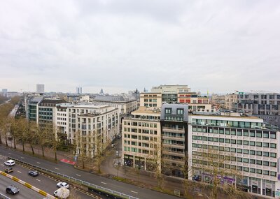 ART_1-2_bannerunder_ws10.jpg